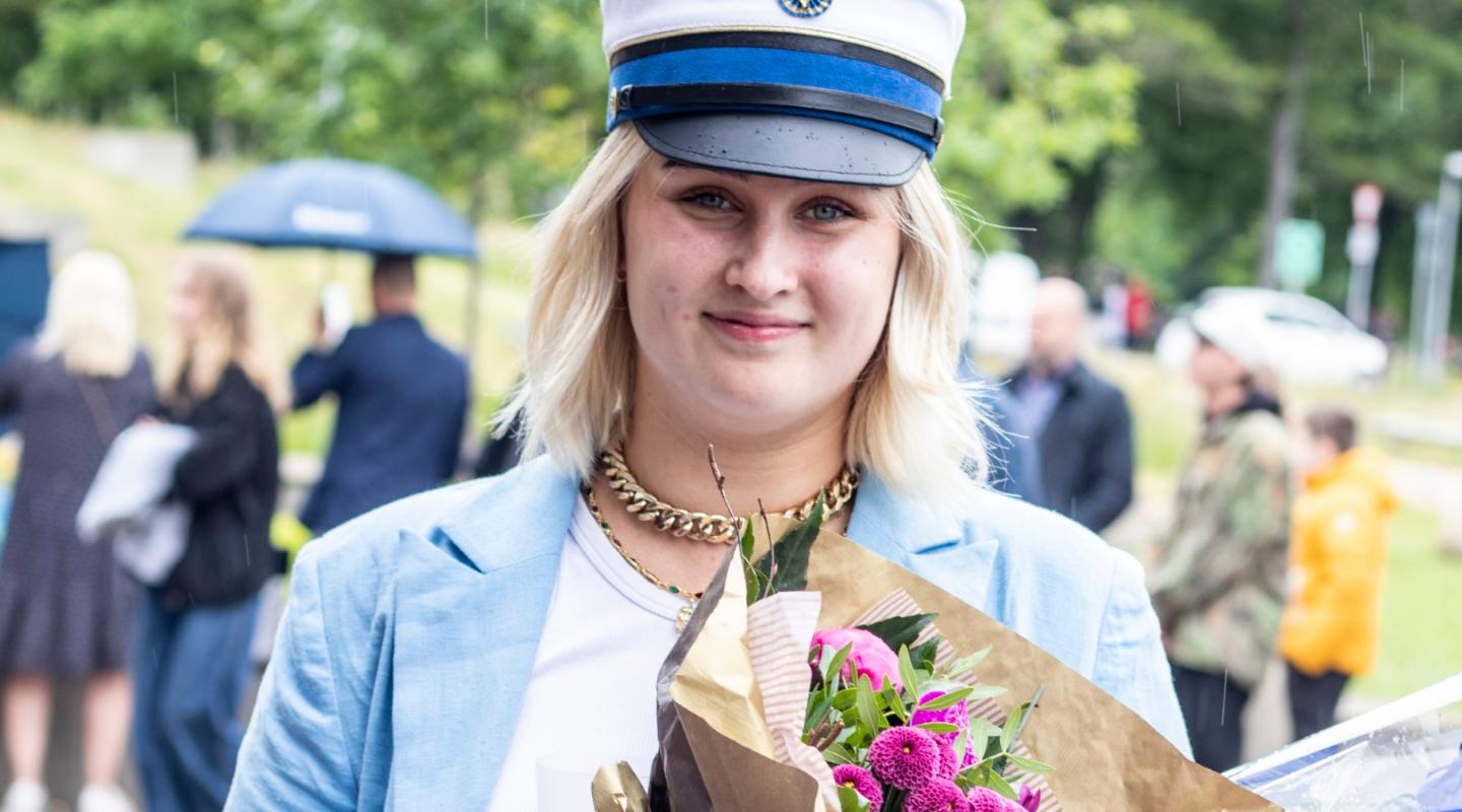Foto: Emma Hansen Torbensen blev HHX-student, selvom hun var tæt på at droppe ud.