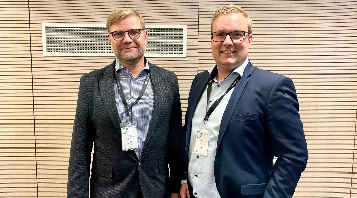 (th) Martin Dunlap Svane, udviklingschef på Rybners, og Kenneth Lehm Nordestgaard, sekretariatsleder for Green Skills Fællessekretariatet, er taget til Bruxelles for at dele ud af netværkssamarbejdets gode erfaringer og resultater. Foto: Rybners